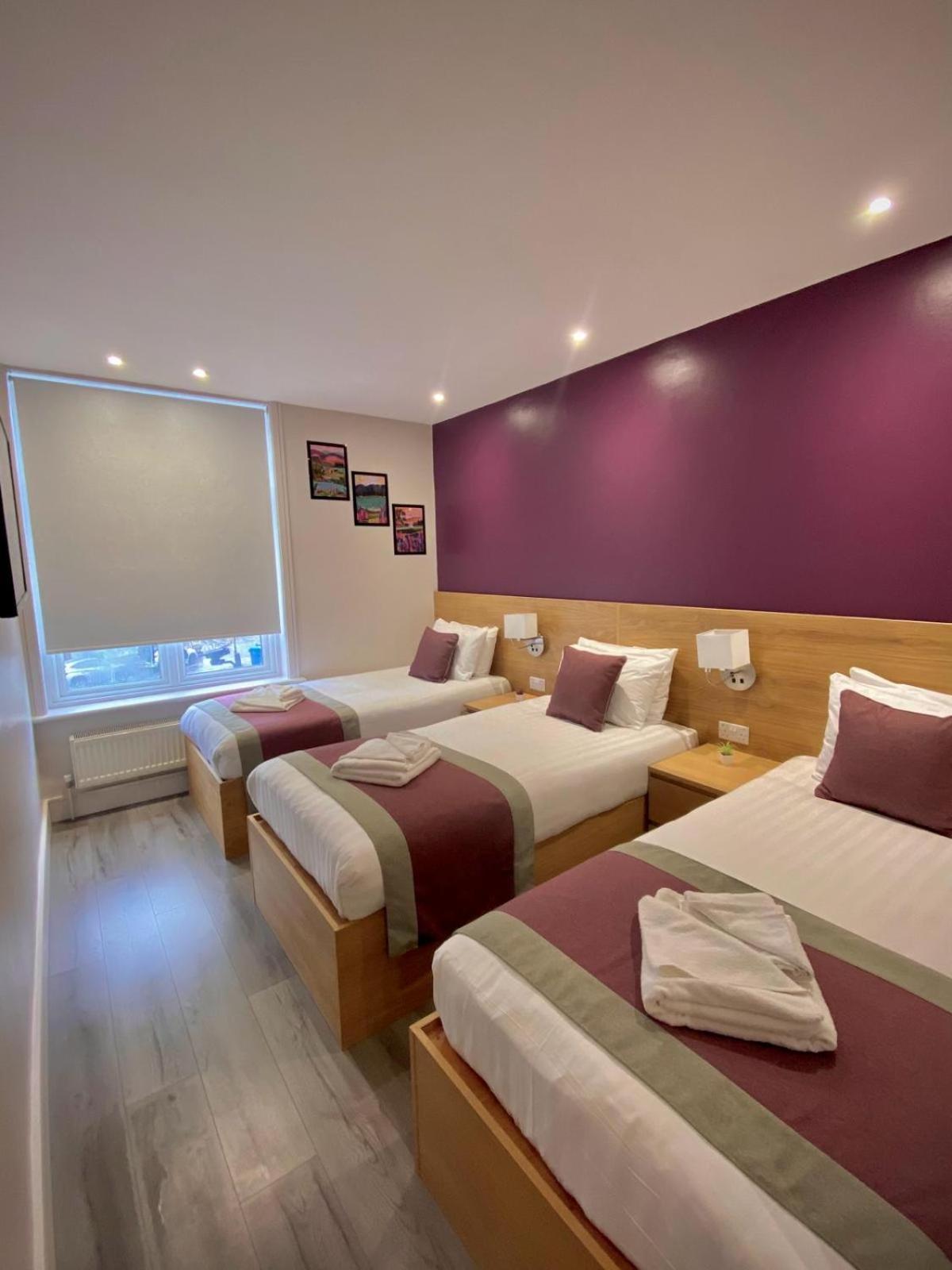 Holtwhites Hotel Энфилд Экстерьер фото